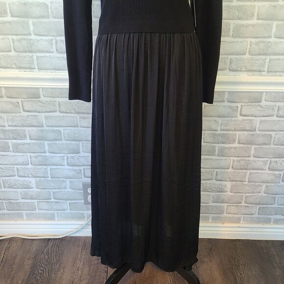 Simply Vera Wang Black Sweater Top Dress Flowy Skirt Staple Basic Gilmore NEW L - Picture 9 of 9